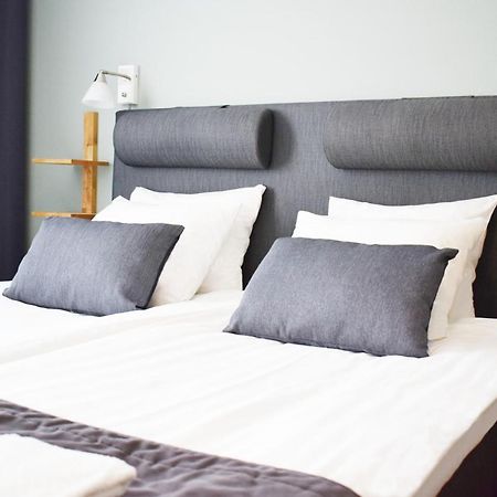 Hotell Gaestis Tierp Esterno foto